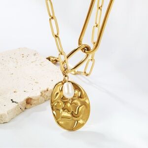 18K Gold-Plated Stainless Steel Hammered Pendant Necklace with Pearl Accent